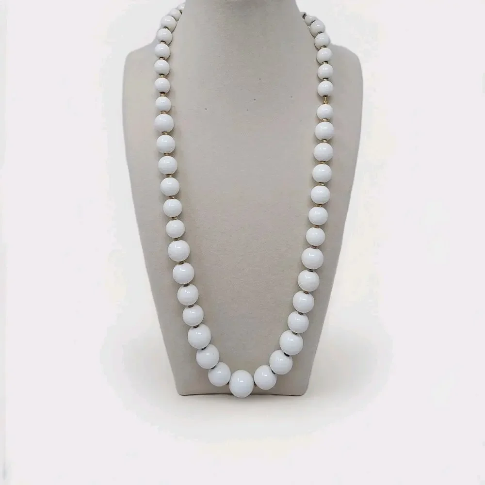 Vintage Monet White Gold Graduated Beaded Necklace Signed 26